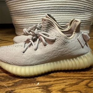 Yeezy boost 350 sesame size 4